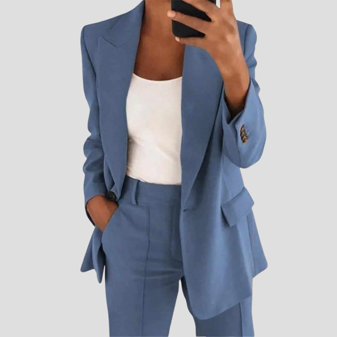 Women’s Blazer and Pants Suit Set Tailored Modern Fit
