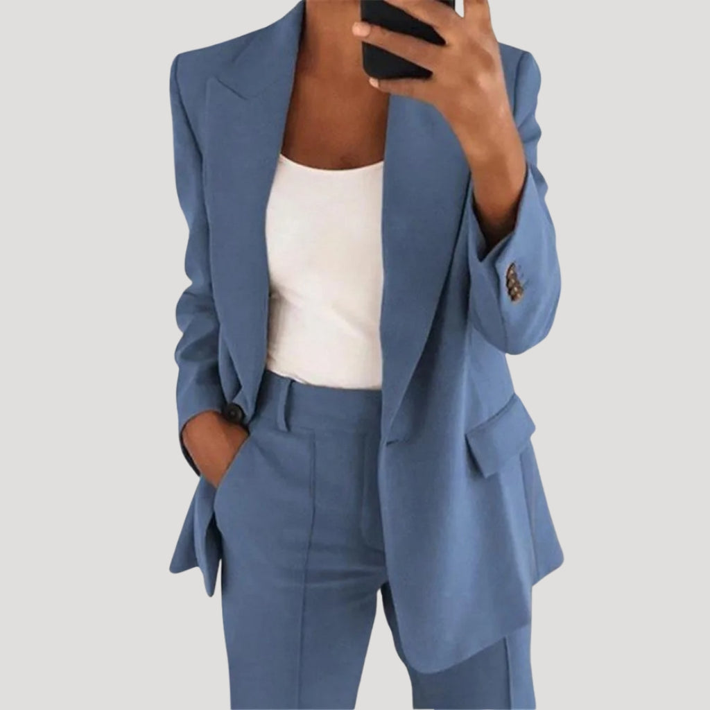 Women’s Blazer and Pants Suit Set Tailored Modern Fit