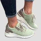 Women’s Lightweight Walking Sneakers Lace Up Casual Running Shoes