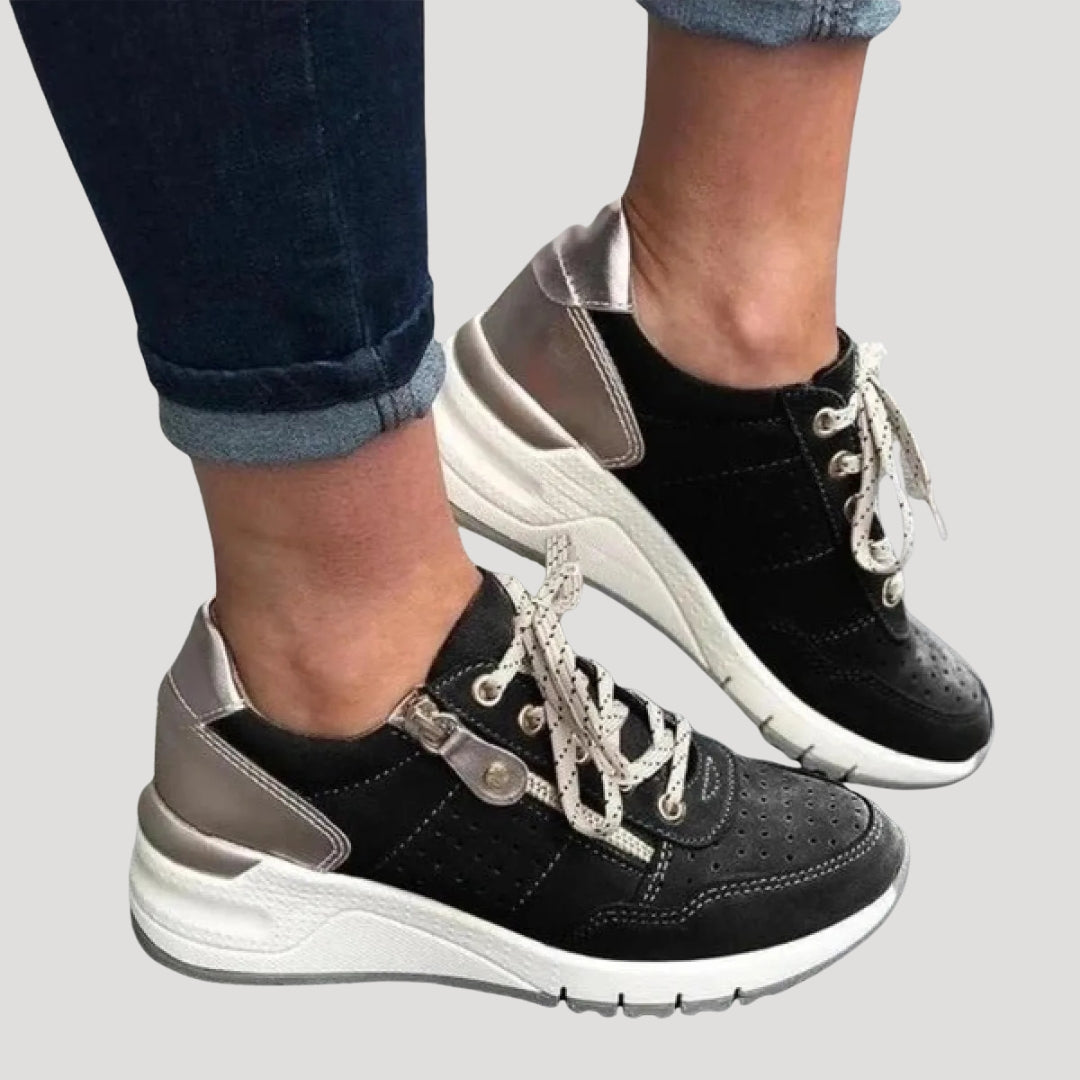 Women’s Lightweight Walking Sneakers Lace Up Casual Running Shoes