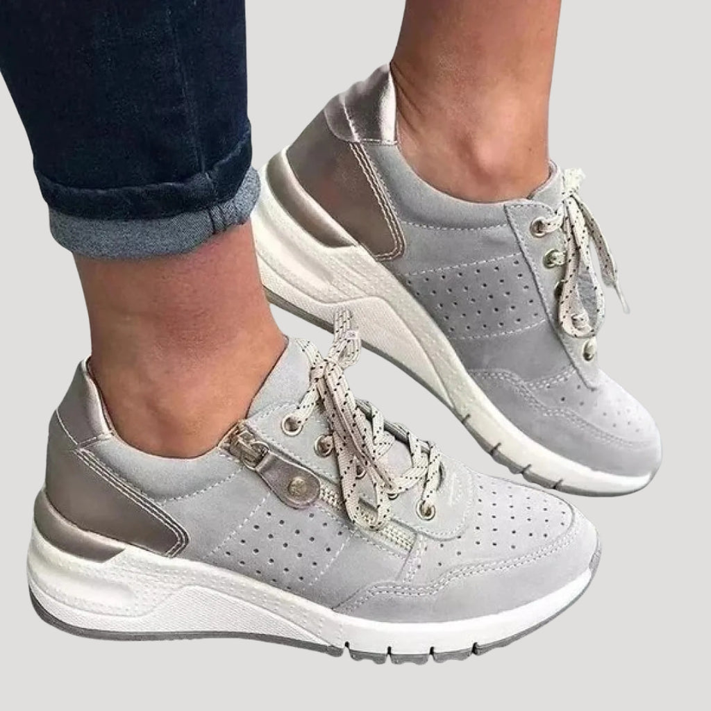 Women’s Lightweight Walking Sneakers Lace Up Casual Running Shoes